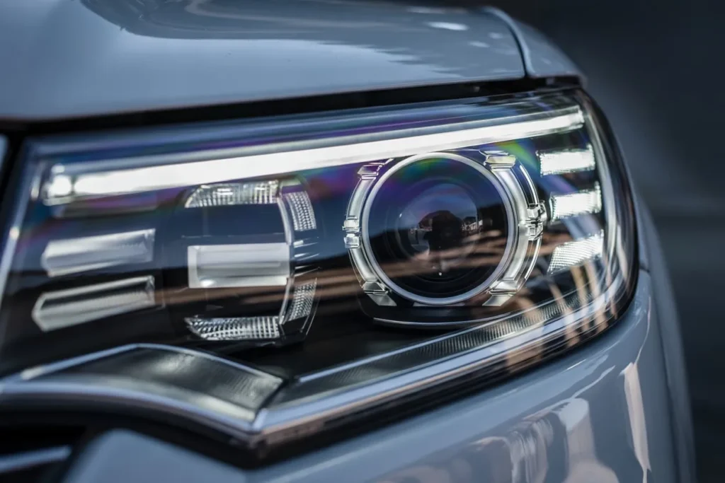 Headlight glass replacement service