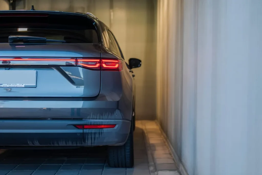 Brake light lens replacement